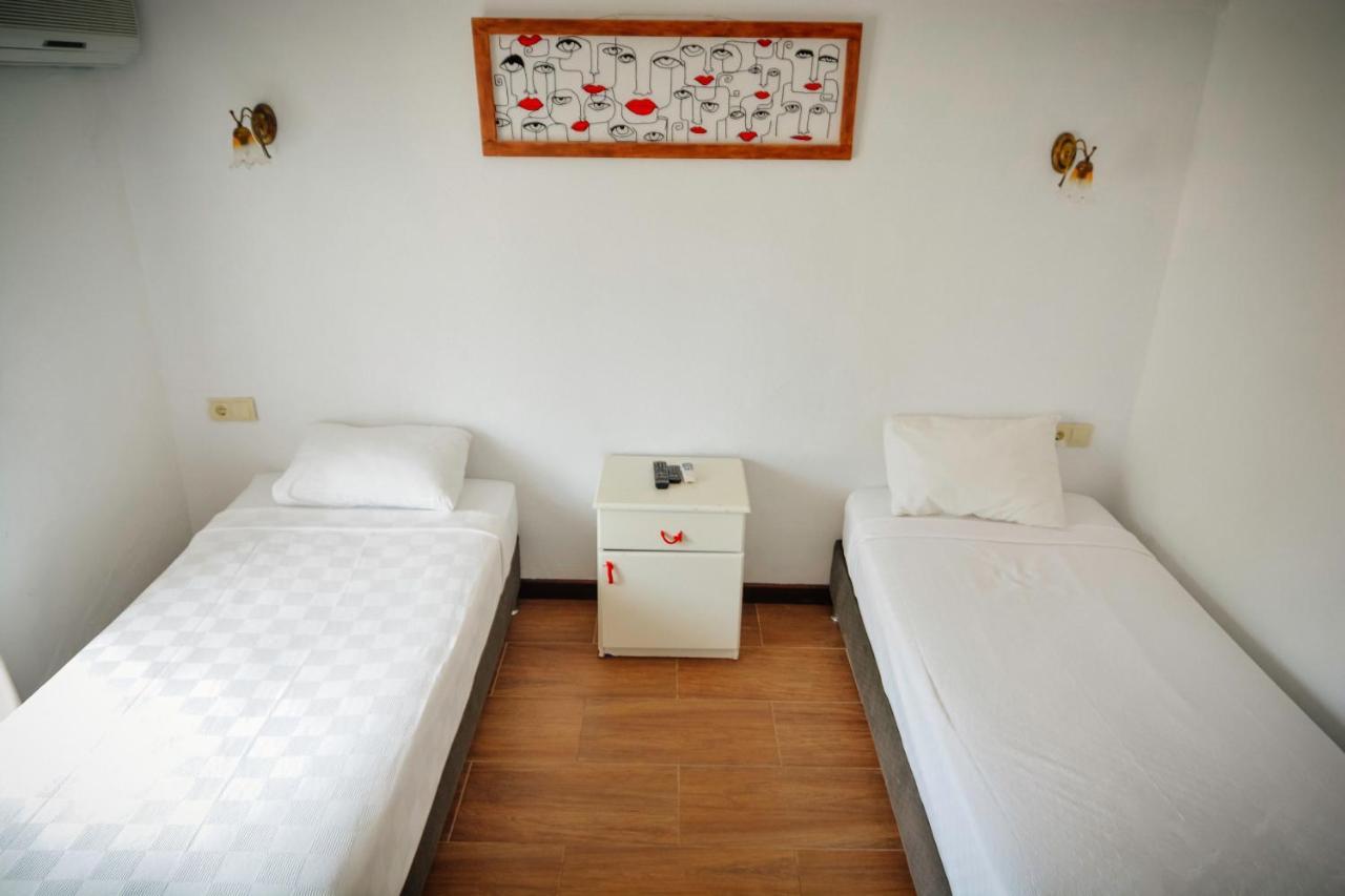 Parva Port Apartment Alacati Exterior foto