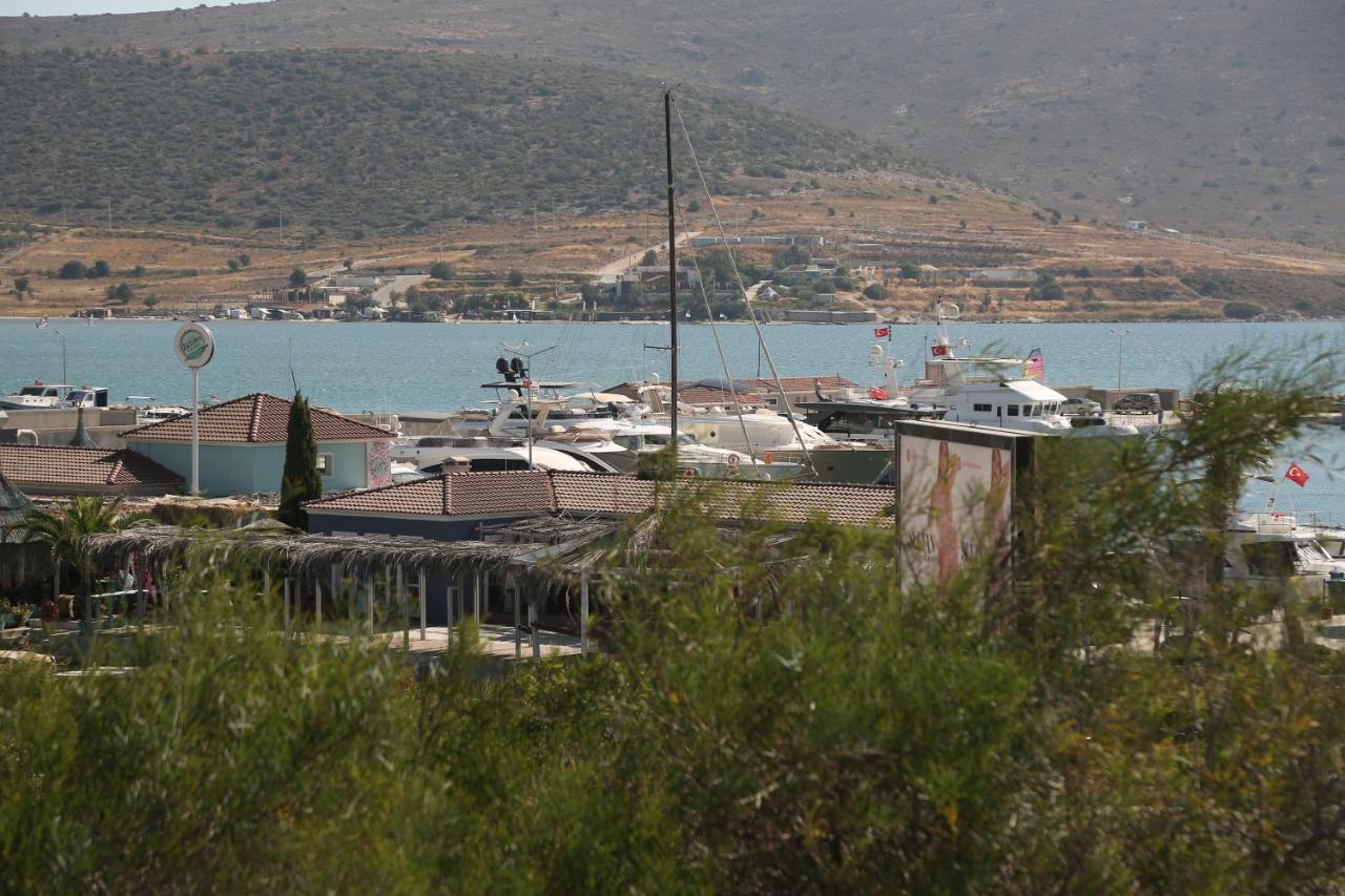 Parva Port Apartment Alacati Exterior foto