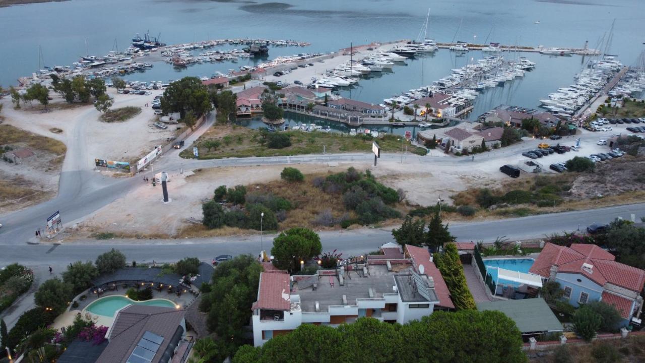 Parva Port Apartment Alacati Exterior foto