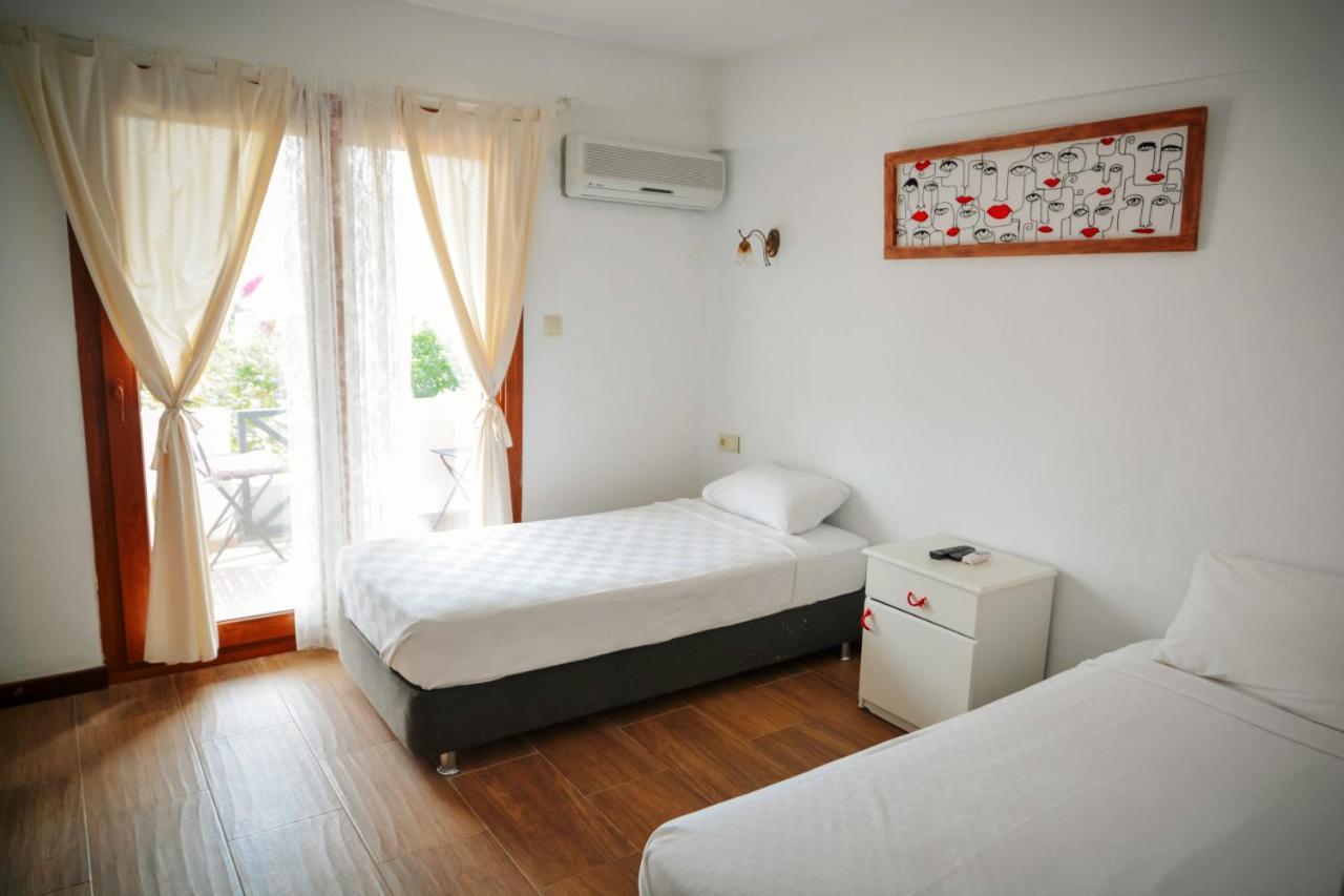 Parva Port Apartment Alacati Exterior foto