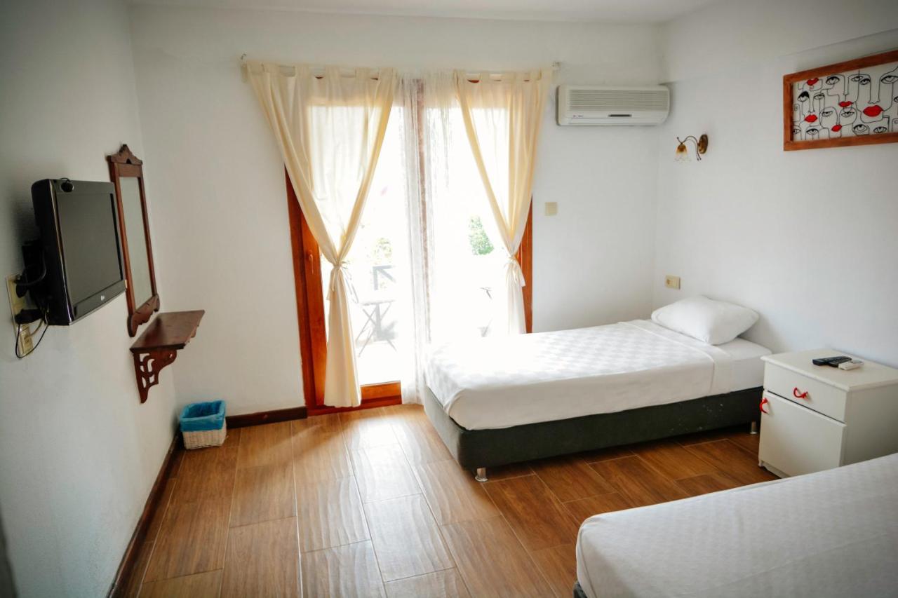 Parva Port Apartment Alacati Exterior foto
