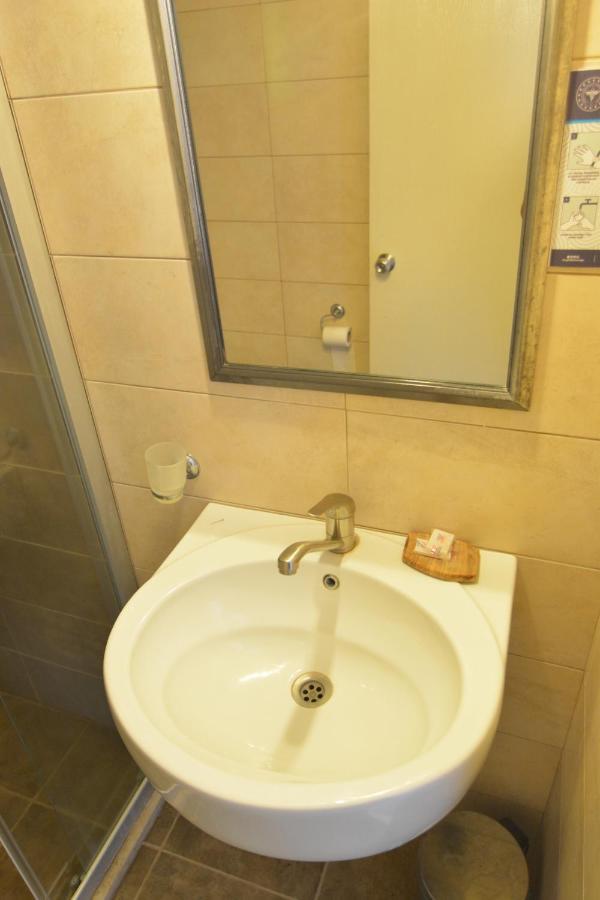 Parva Port Apartment Alacati Exterior foto