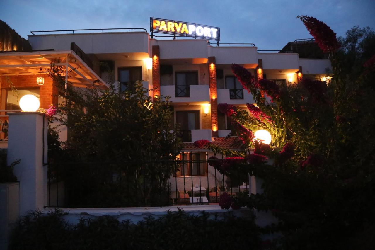 Parva Port Apartment Alacati Exterior foto