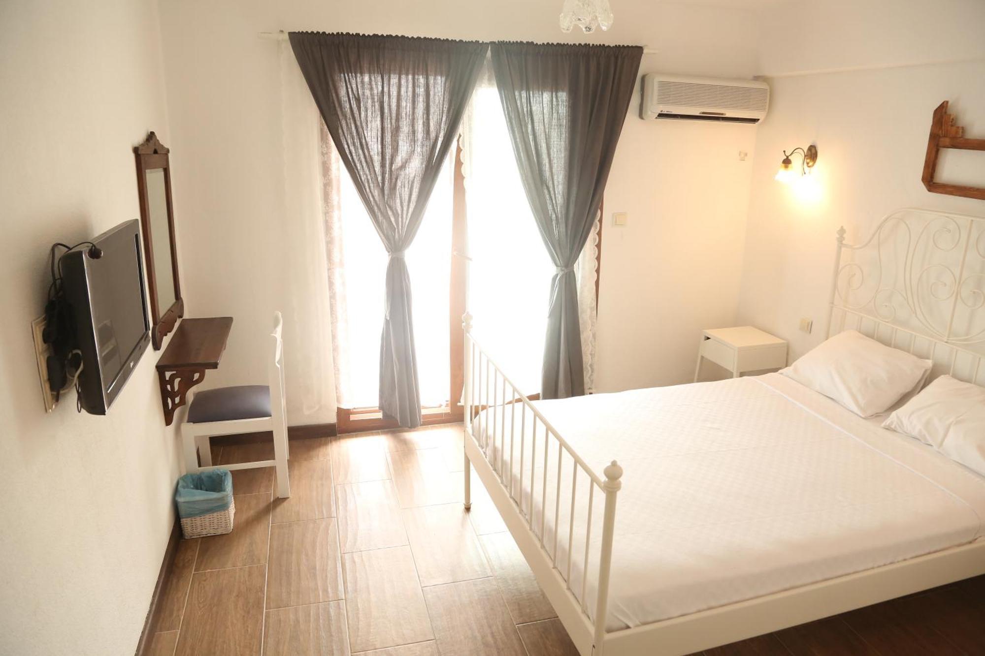 Parva Port Apartment Alacati Exterior foto