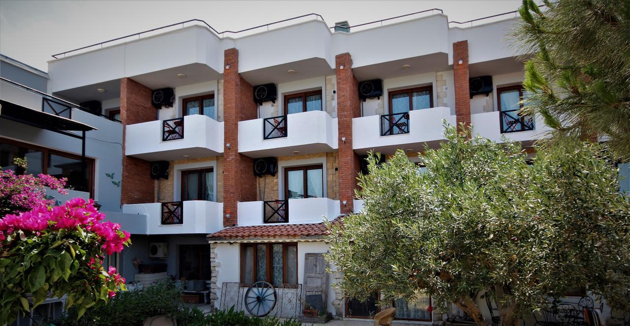 Parva Port Apartment Alacati Exterior foto