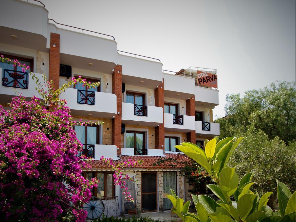 Parva Port Apartment Alacati Exterior foto