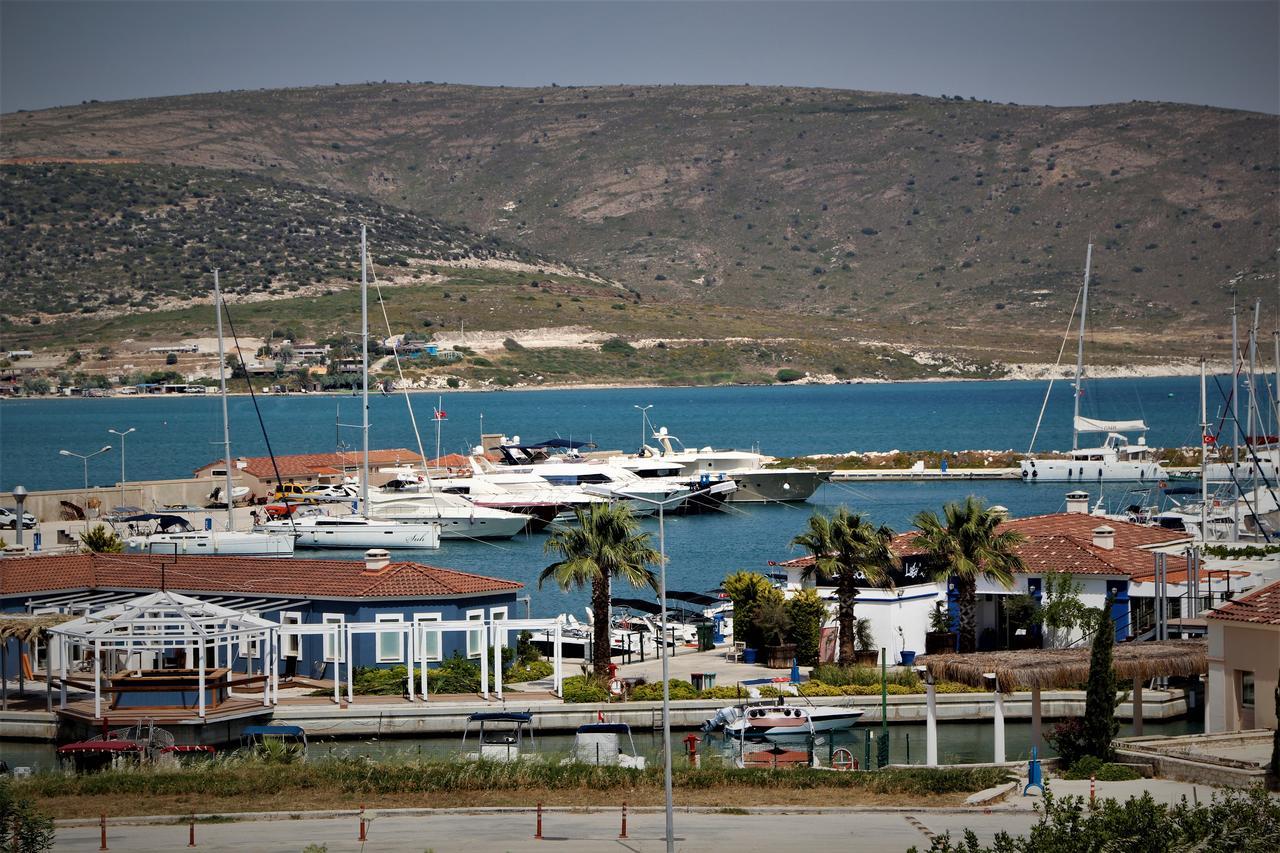 Parva Port Apartment Alacati Exterior foto